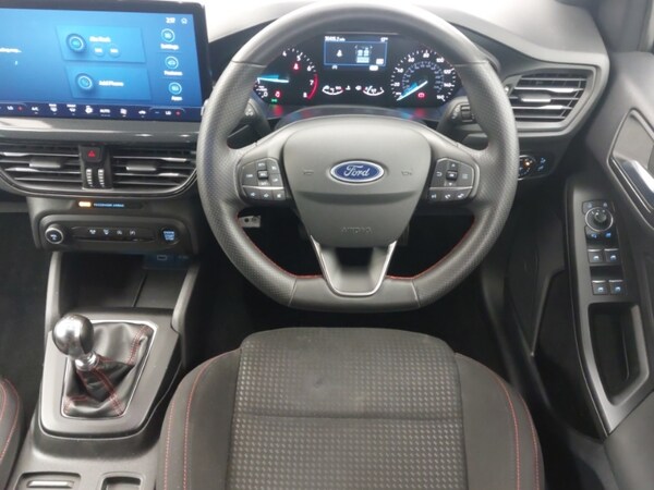 Used Ford Focus 2023 for sale - 76078362: Photo 7