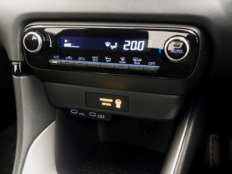 Used Mazda Mazda2 HYBRID 2024 for sale - 76763708: Photo 13