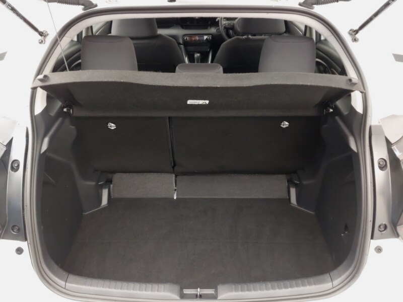 Used Mazda Mazda2 HYBRID 2024 for sale - 76763708: Photo 8