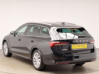 Used Skoda Octavia 2024 for sale - 76540444: Photo