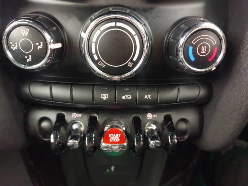 Used MINI Cooper 2019 for sale - 76331581: Photo 14