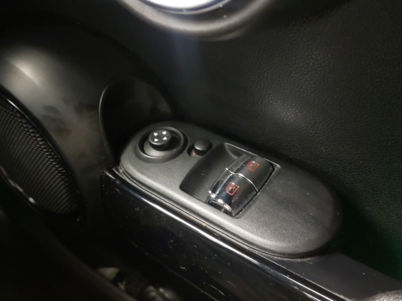 Used MINI Cooper 2019 for sale - 76331581: Photo 19