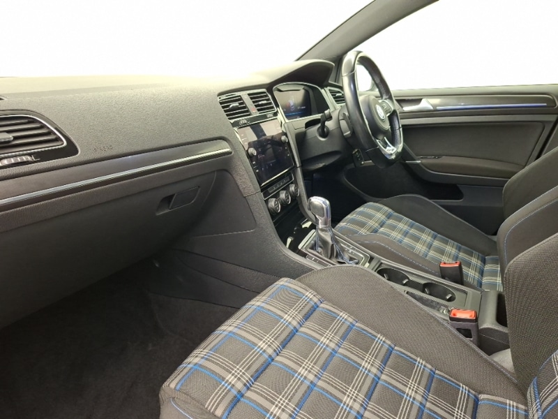 Used Volkswagen Golf 2018 for sale - 77299433: Photo 5