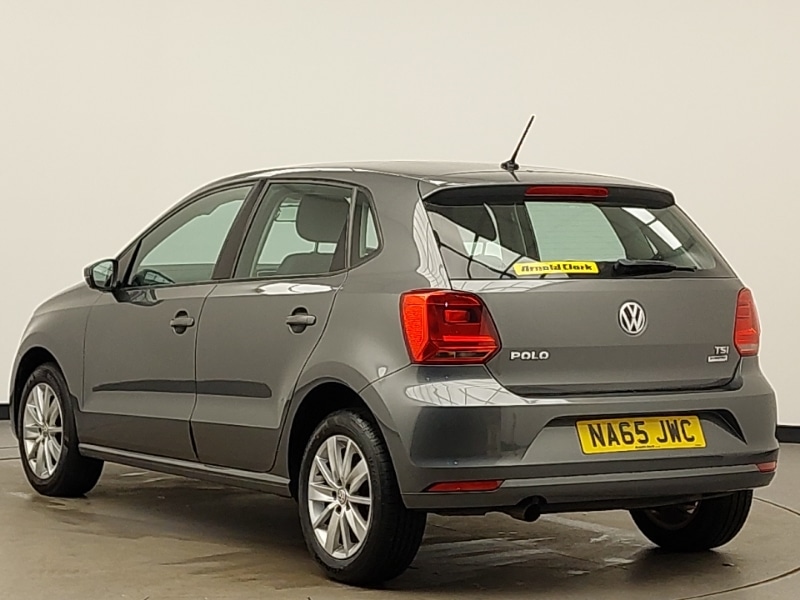 Used Volkswagen Polo 2015 for sale - 76763699: Photo 3