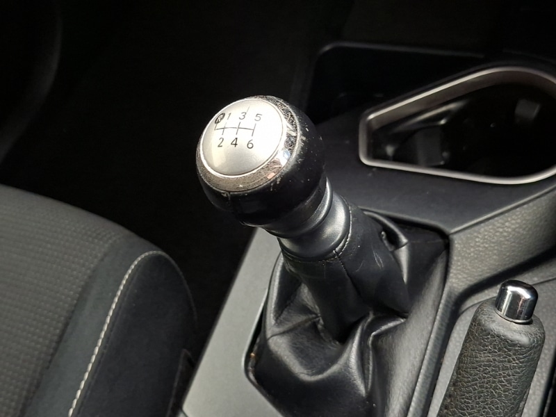 Used Toyota RAV4 2015 for sale - 77837622: Photo 12