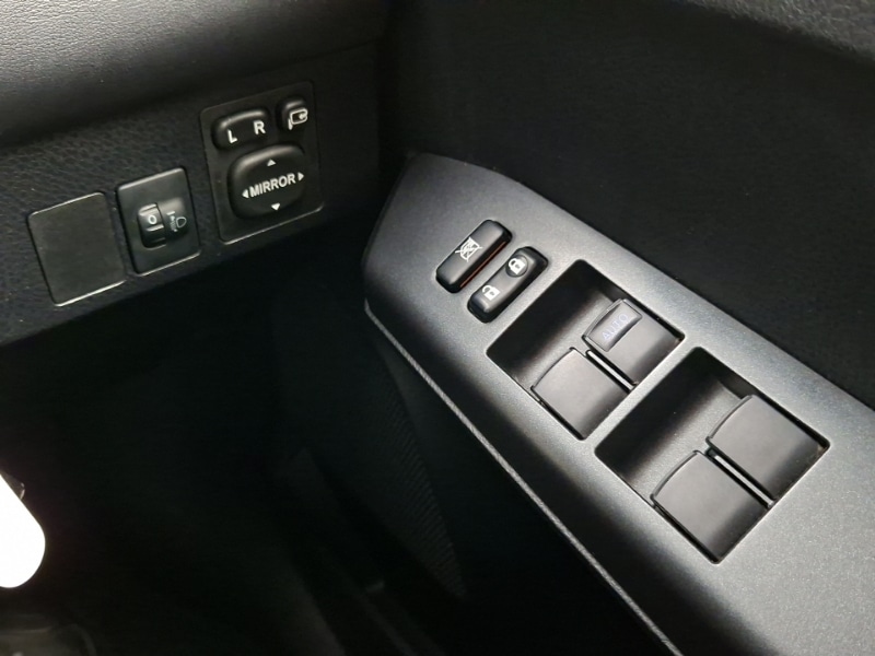 Used Toyota RAV4 2015 for sale - 77837622: Photo 18