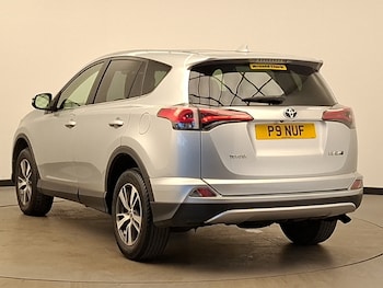 Used Toyota RAV4 2015 for sale - 77837622: Photo