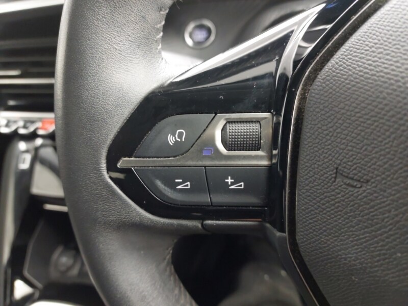 Used Peugeot 2008 2022 for sale - 76579356: Photo 14