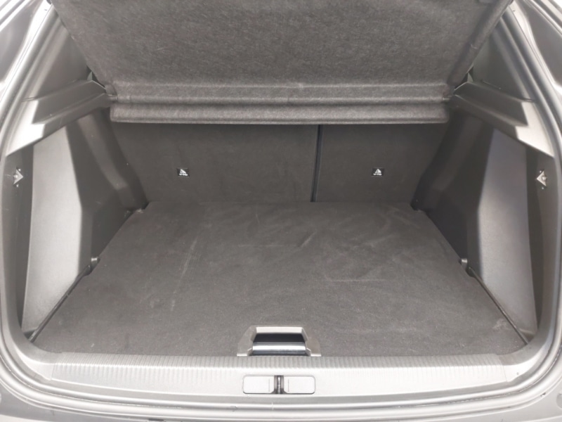 Used Peugeot 2008 2022 for sale - 76579356: Photo 8