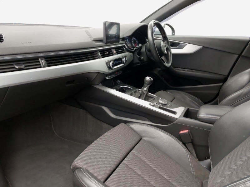 Used Audi A4 2016 for sale - 76897443: Photo 5