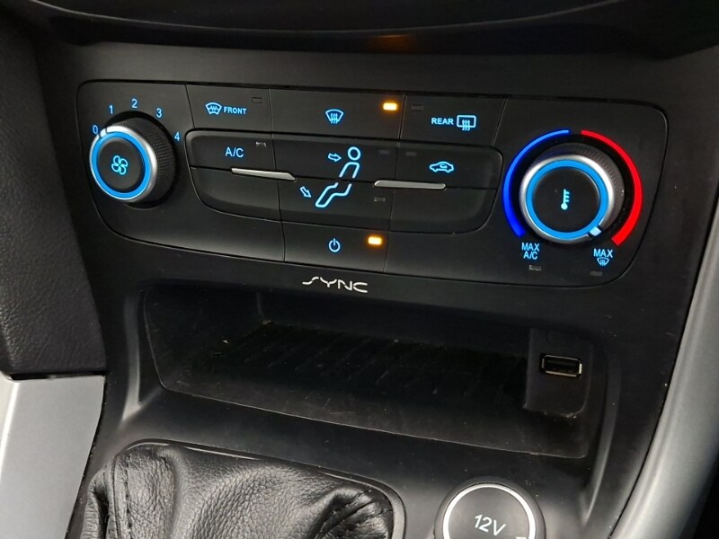 Used Ford Focus 2015 for sale - 77677941: Photo 13