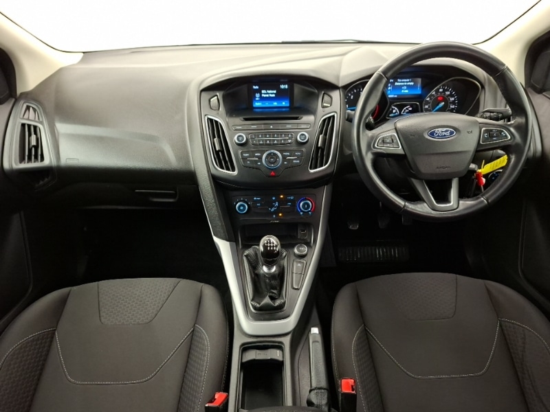 Used Ford Focus 2015 for sale - 77677941: Photo 2