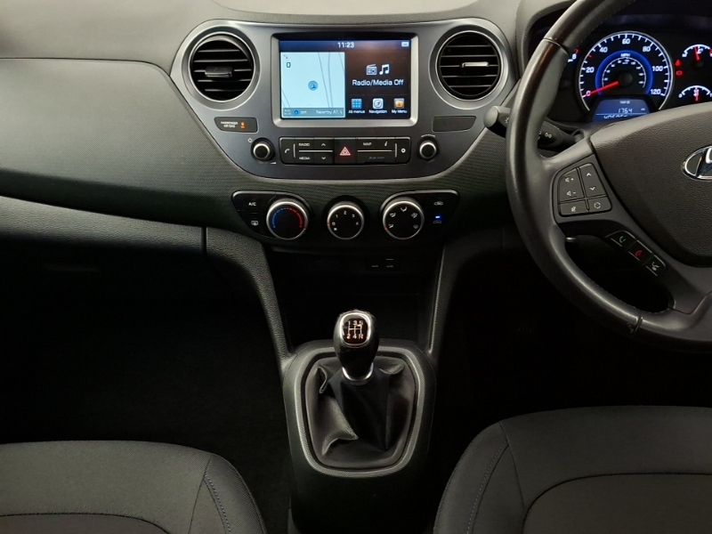 Used Hyundai i10 2018 for sale - 77579943: Photo 10