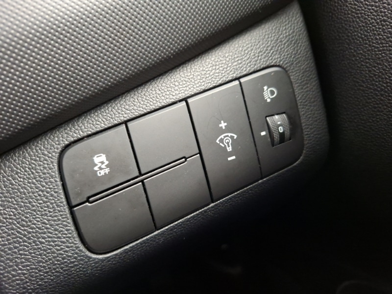 Used Hyundai i10 2018 for sale - 77579943: Photo 18