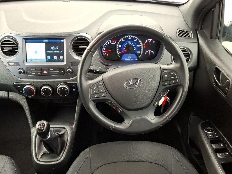 Used Hyundai i10 2018 for sale - 77579943: Photo 7