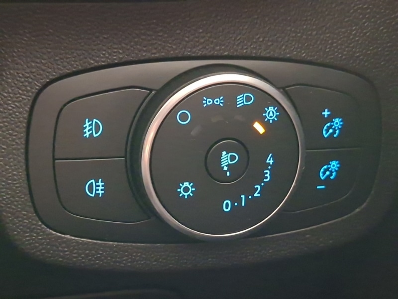 Used Ford Fiesta 2019 for sale - 77939075: Photo 13