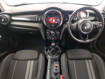 Used MINI Cooper 2019 for sale - 76213161: Photo