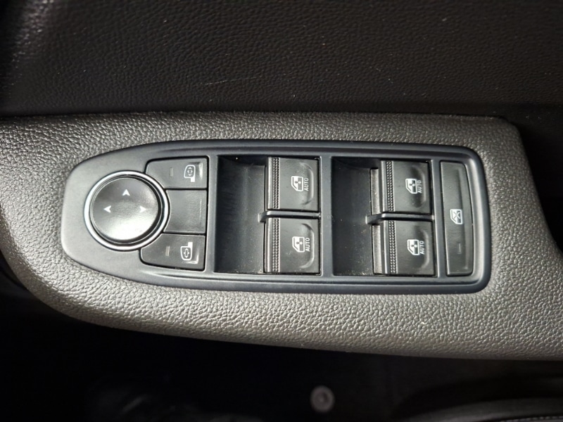 Used Renault Clio 2023 for sale - 78155776: Photo 12