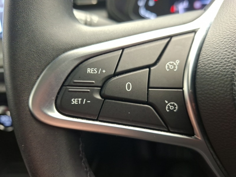 Used Renault Clio 2023 for sale - 78155776: Photo 14