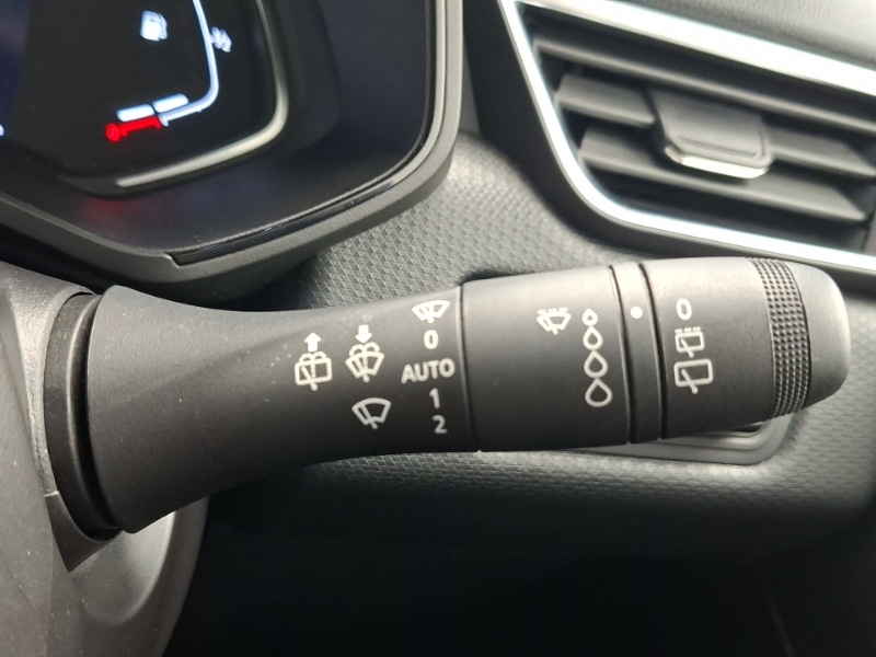 Used Renault Clio 2023 for sale - 78155776: Photo 15