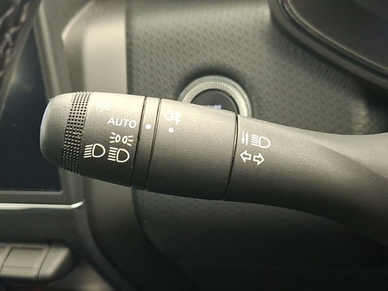 Used Renault Clio 2023 for sale - 78155776: Photo 17