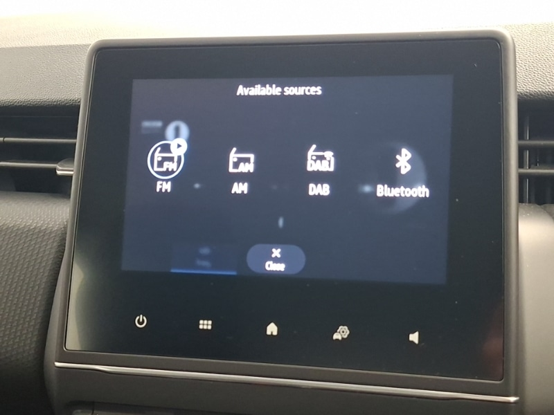 Used Renault Clio 2023 for sale - 78155776: Photo 18