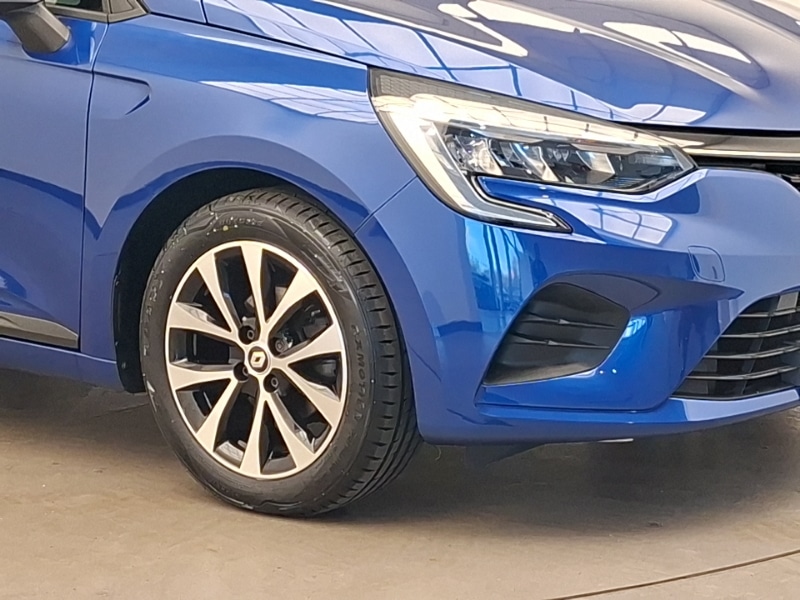 Used Renault Clio 2023 for sale - 78155776: Photo 9