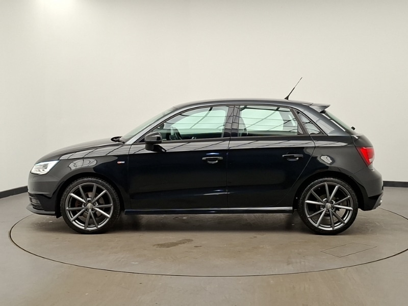 Used Audi A1 2017 for sale - 77530985: Photo 4