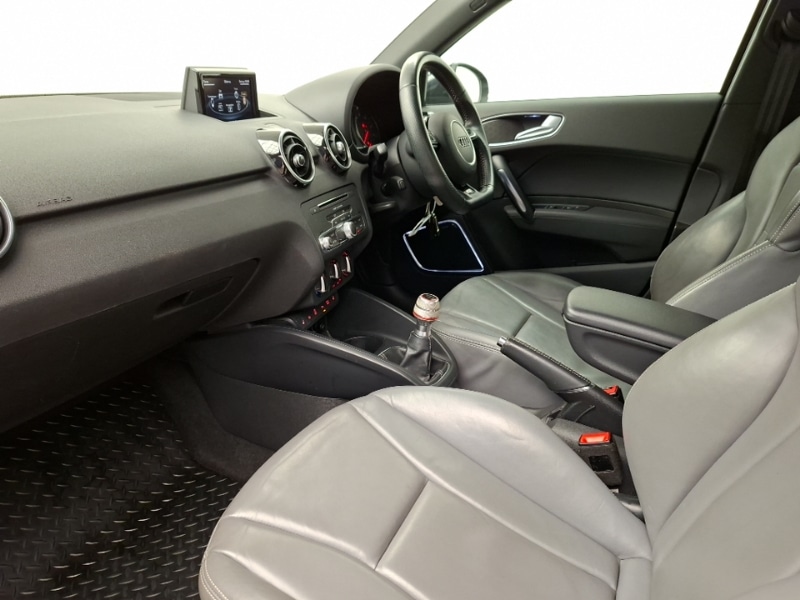 Used Audi A1 2017 for sale - 77530985: Photo 5