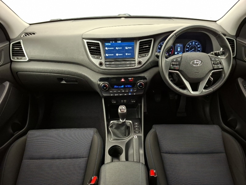 Used Hyundai TUCSON 2017 for sale - 77251610: Photo 2