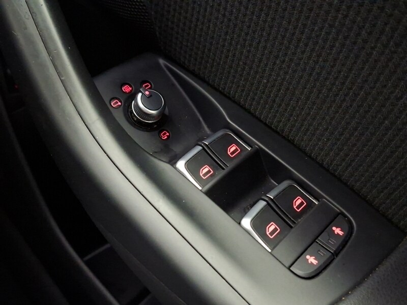 Used Audi Q3 2017 for sale - 77366276: Photo 18