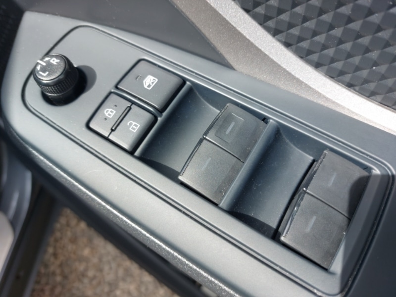 Used Toyota C-HR 2022 for sale - 76628652: Photo 13