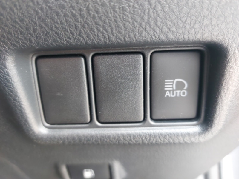 Used Toyota C-HR 2022 for sale - 76628652: Photo 14