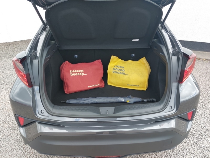 Used Toyota C-HR 2022 for sale - 76628652: Photo 8