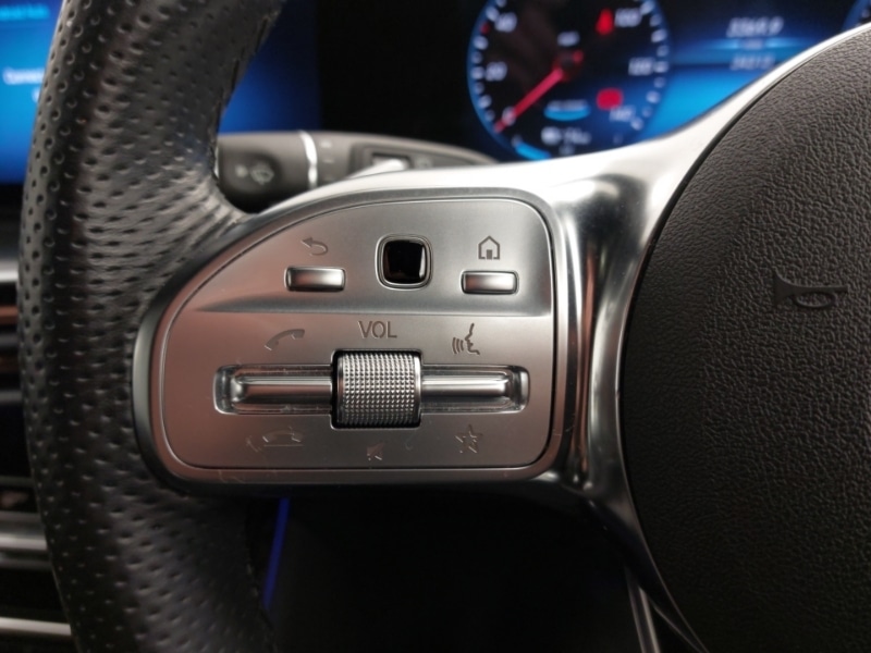 Used Mercedes-Benz EQC 2021 for sale - 76465142: Photo 17