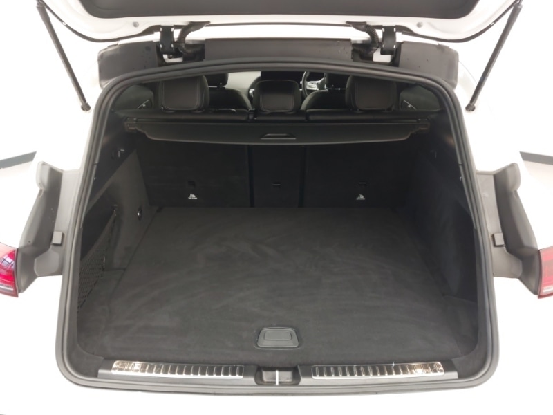 Used Mercedes-Benz EQC 2021 for sale - 76465142: Photo 8