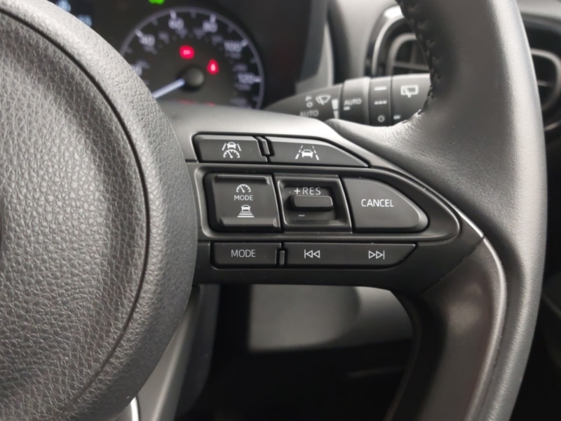 Used Mazda Mazda2 HYBRID 2024 for sale - 76493091: Photo 18