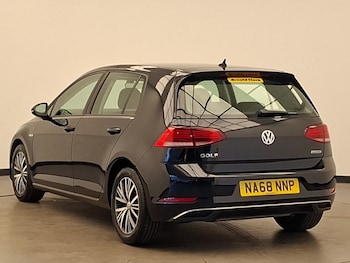 Used Volkswagen Golf 2018 for sale - 79214128: Photo