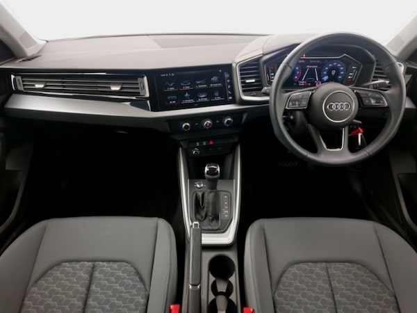 Used Audi A1 2023 for sale - 76269046: Photo 2