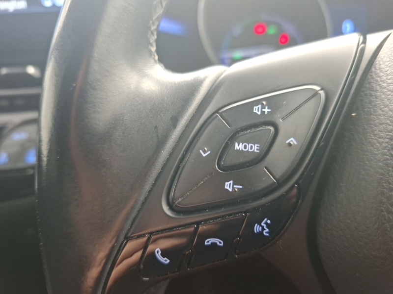 Used Toyota C-HR 2017 for sale - 77988008: Photo 16