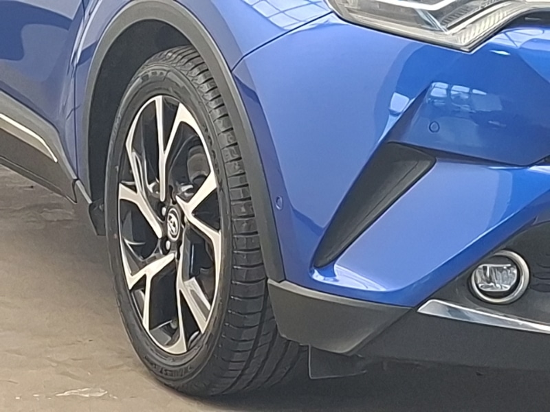 Used Toyota C-HR 2017 for sale - 77988008: Photo 9