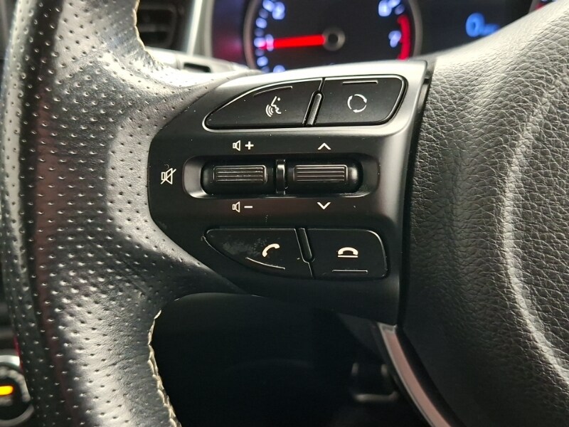 Used Kia Stonic 2019 for sale - 77573242: Photo 16