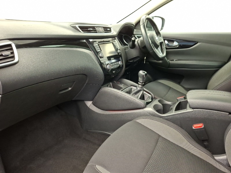 Used Nissan Qashqai 2018 for sale - 77579956: Photo 5