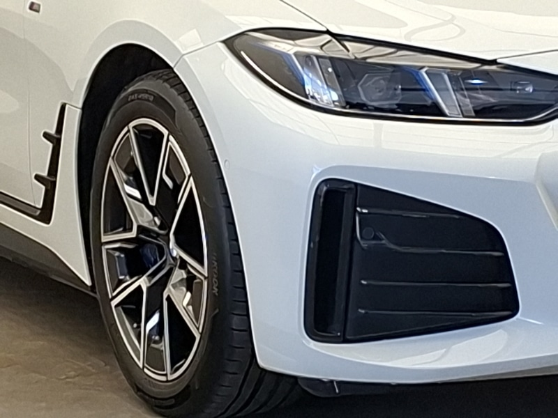 Used BMW i4 2025 for sale - 78033136: Photo 9