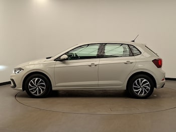 Used Volkswagen Polo 2022 for sale - 77208952: Photo