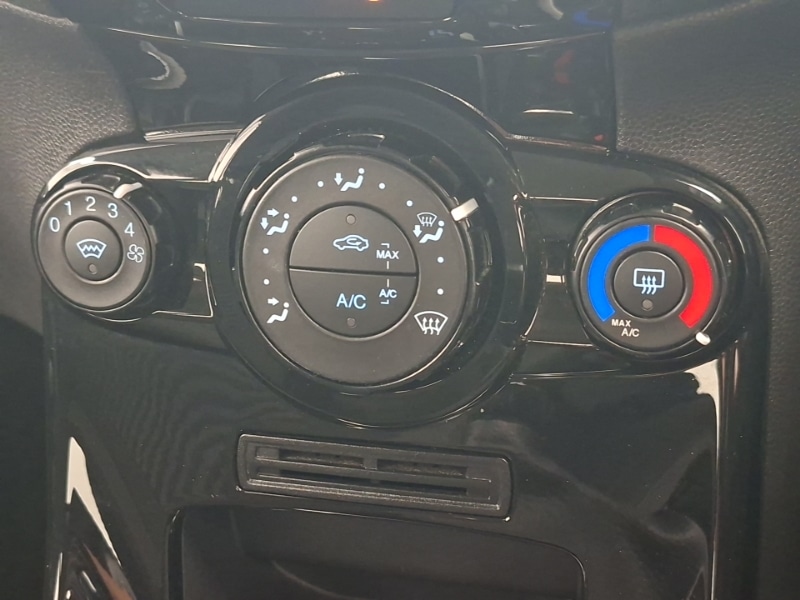 Used Ford Fiesta 2016 for sale - 78163892: Photo 19