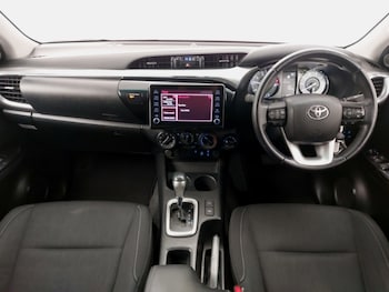 Used Toyota Hilux 2022 for sale - 76281994: Photo 2