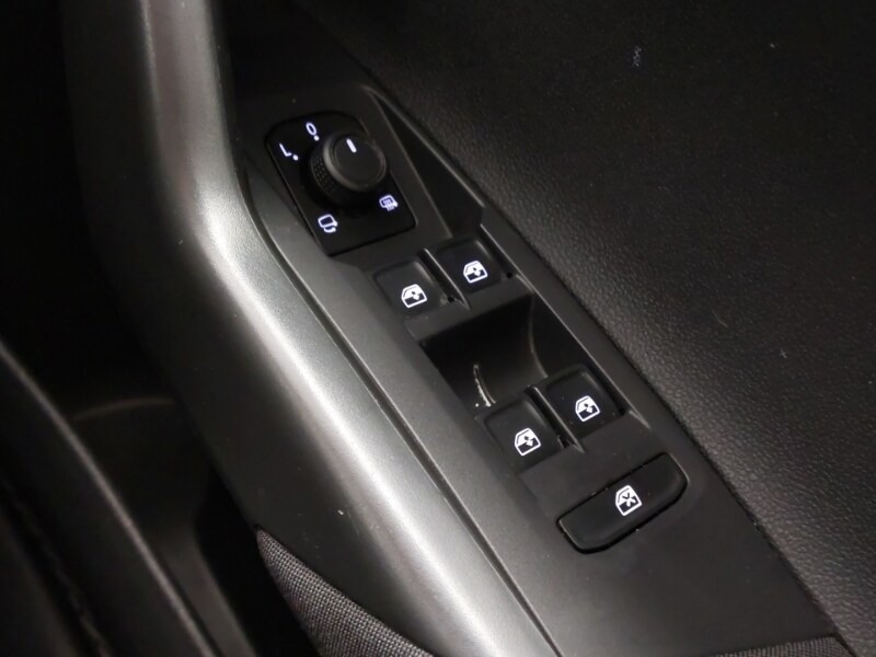 Used Volkswagen Taigo 2022 for sale - 76970314: Photo 18