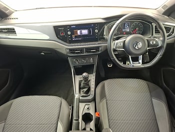 Used Volkswagen Polo 2019 for sale - 78013443: Photo