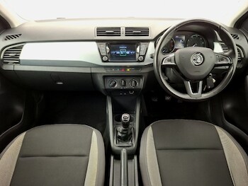 Used Skoda Fabia 2018 for sale - 77548709: Photo